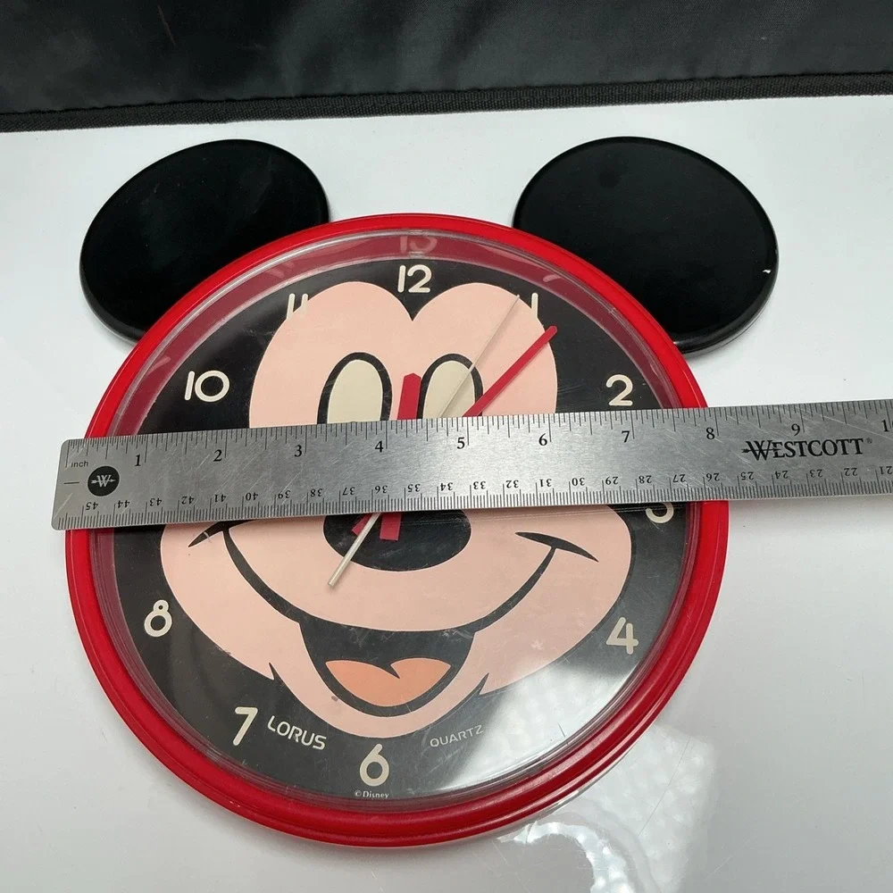 Walt Disney Mickey Mouse quartz wall clock-Lorus Tochigi Tokei Co.-Red-working